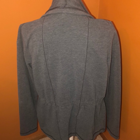 Lucy draping sweatshirt with pockets. - Picture 4 of 6